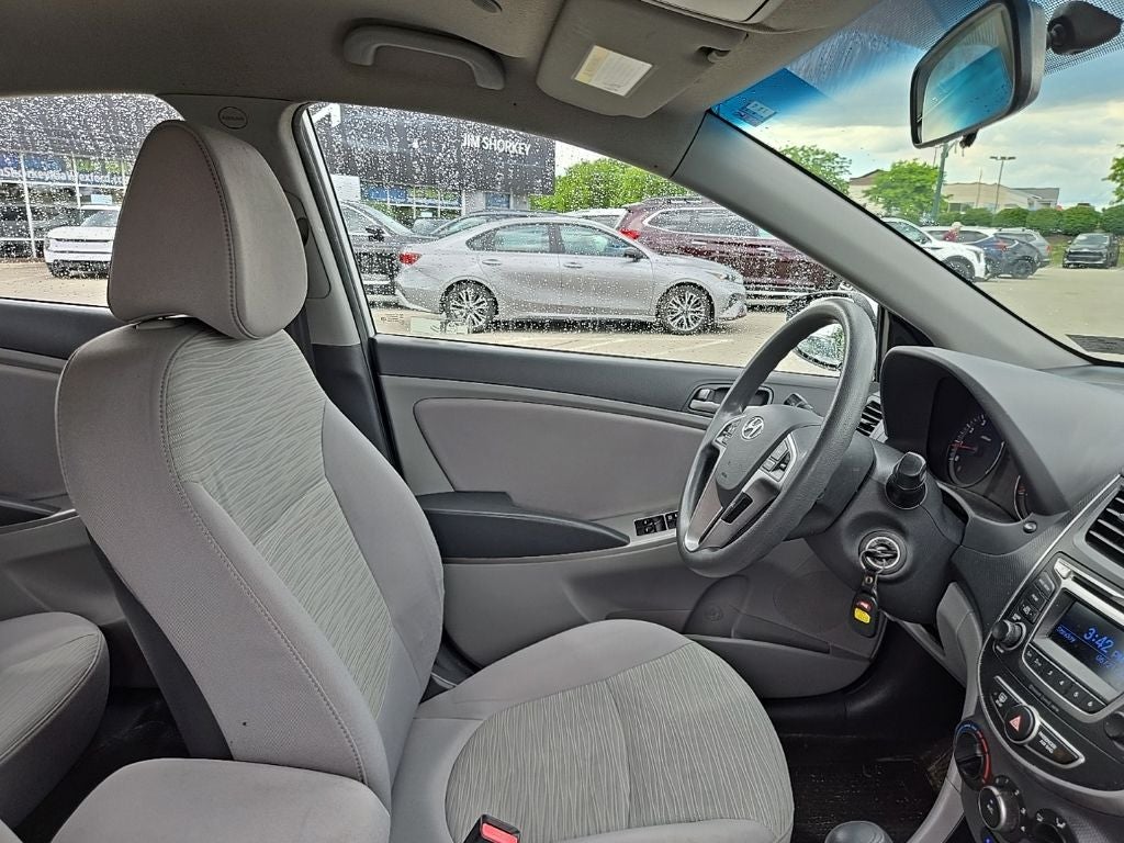 2016 Hyundai Accent SE