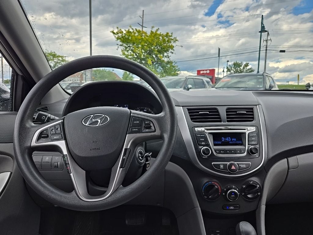 2016 Hyundai Accent SE