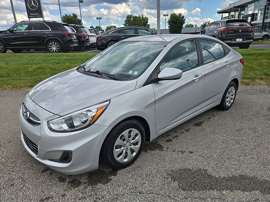 2016 Hyundai Accent SE