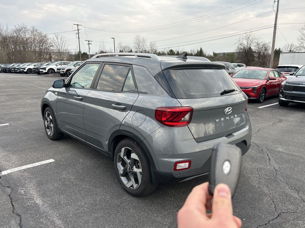 2021 Hyundai Venue SEL