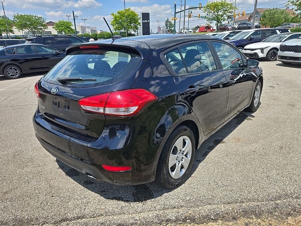 2017 Kia Forte5 LX