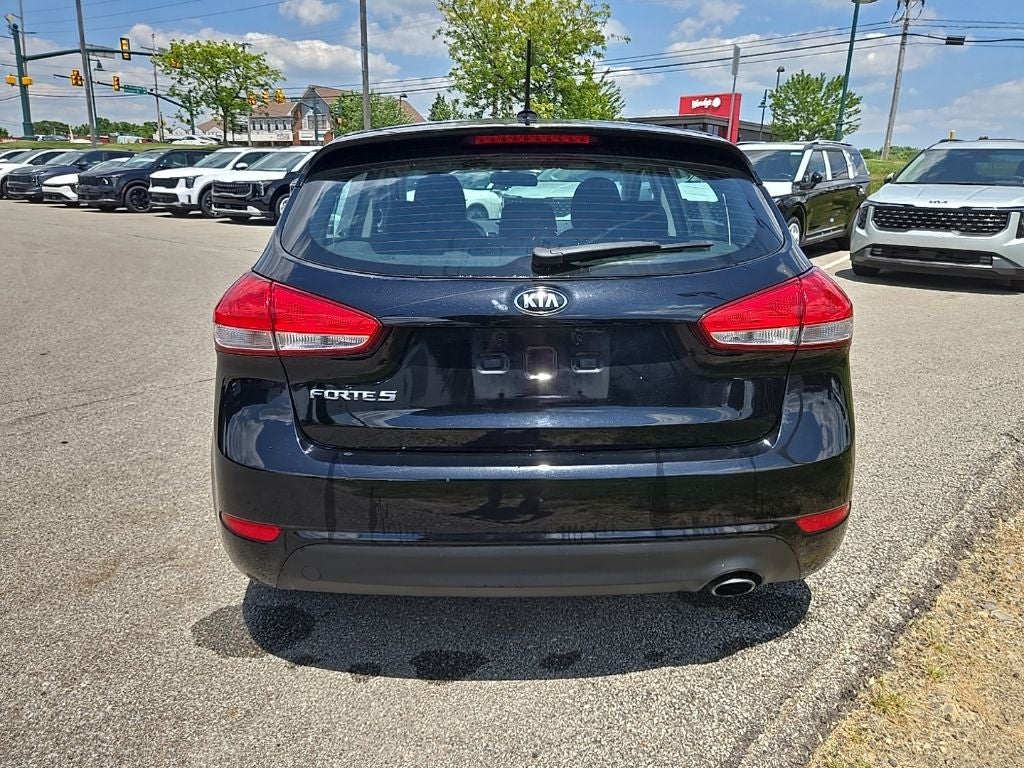 2017 Kia Forte5 LX