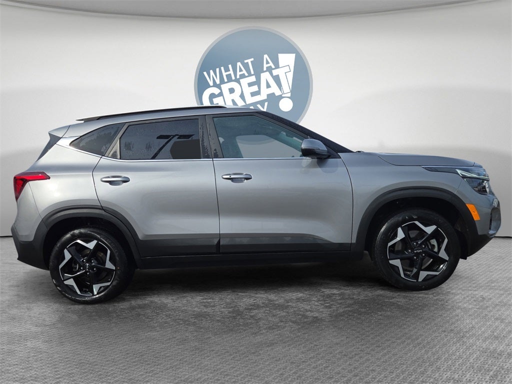 2025 Kia Seltos EX AWD