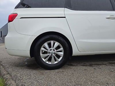 2017 Kia Sedona LX