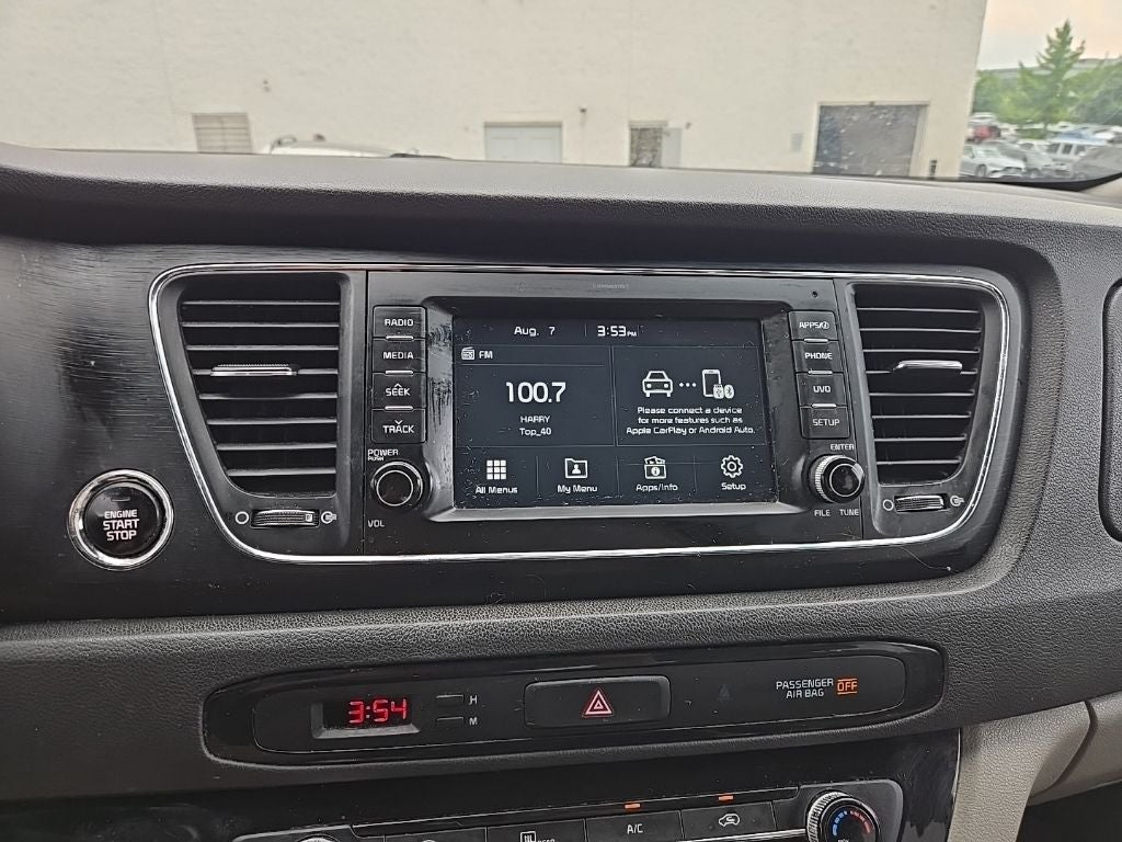 2017 Kia Sedona LX
