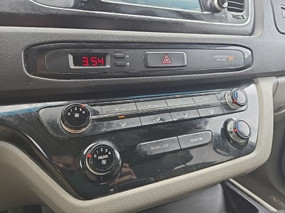 2017 Kia Sedona LX