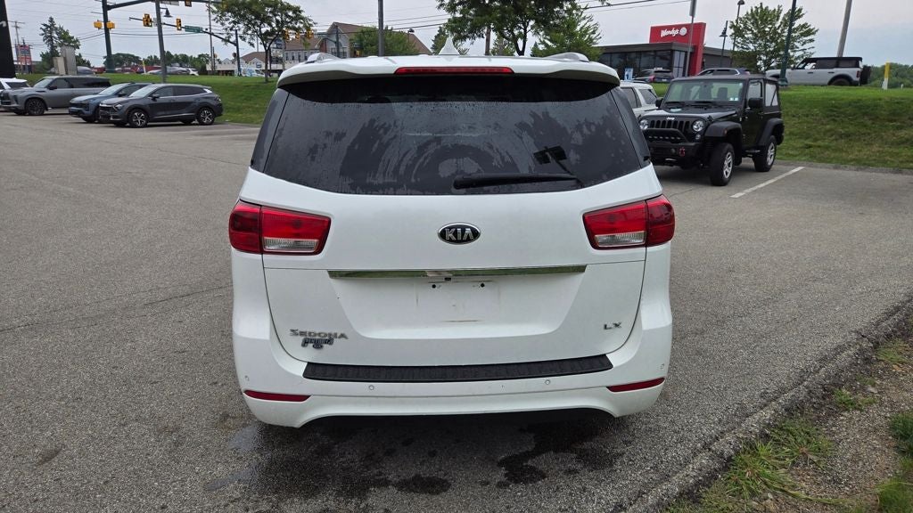 2017 Kia Sedona LX