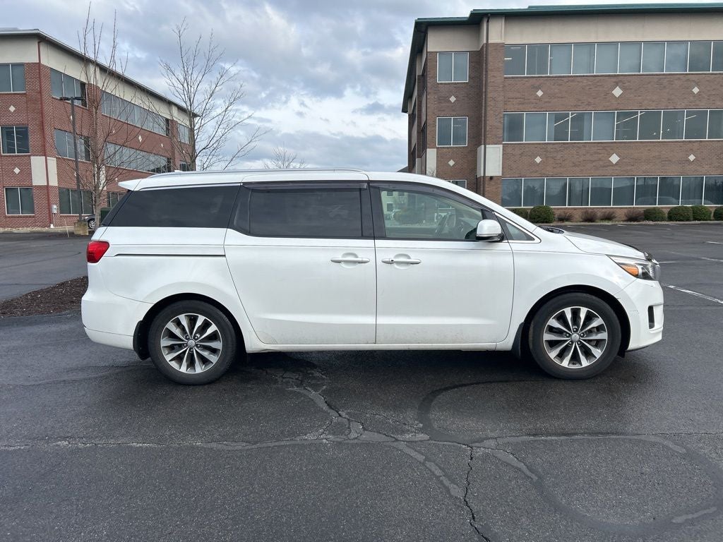2016 Kia Sedona SX