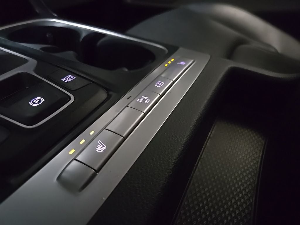 2023 Kia Carnival LX Seat Package