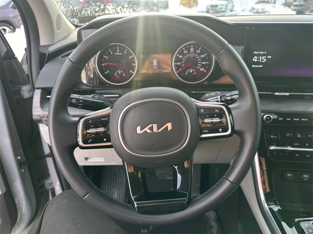 2023 Kia Carnival EX