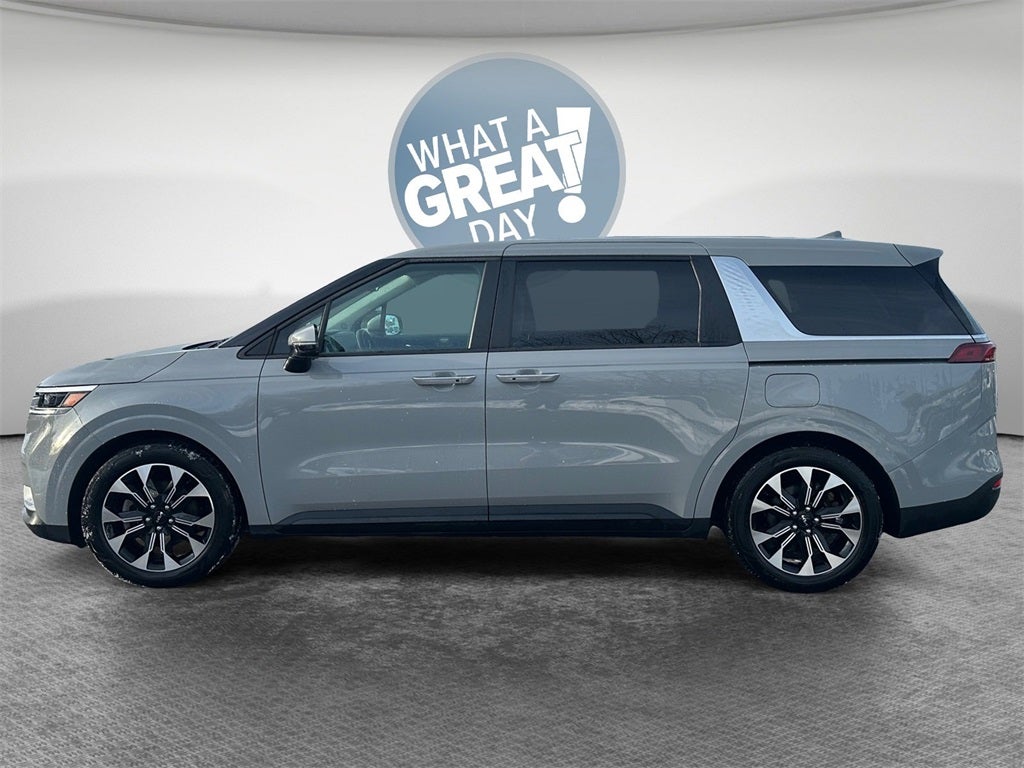 2023 Kia Carnival EX