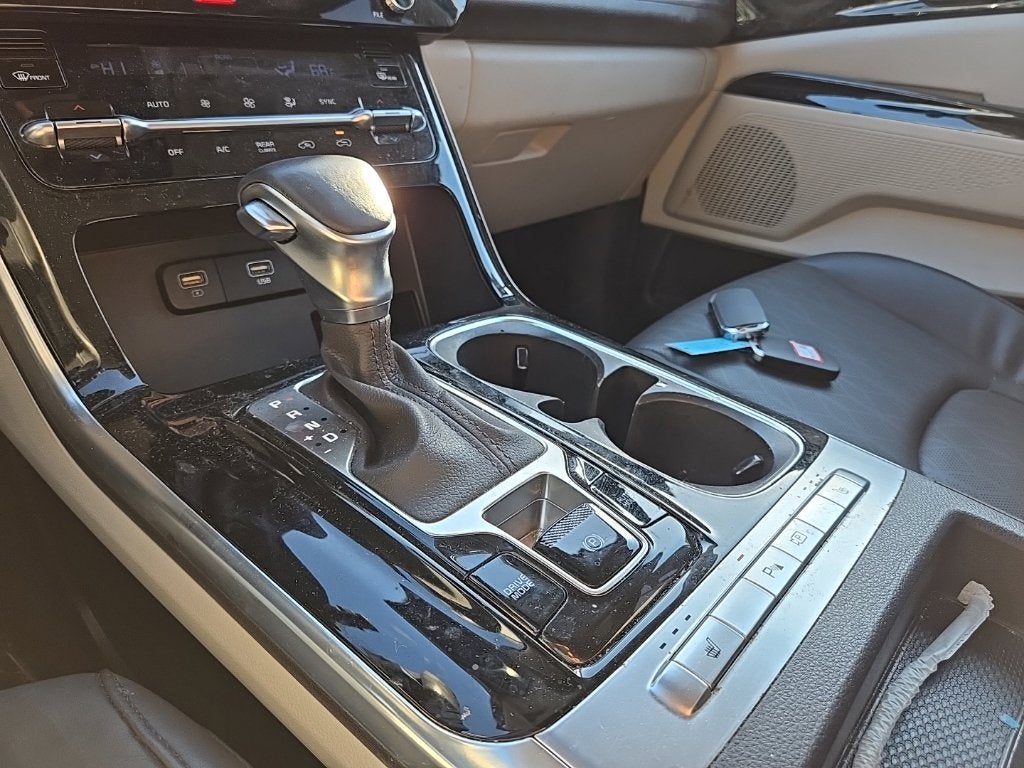 2024 Kia Carnival EX