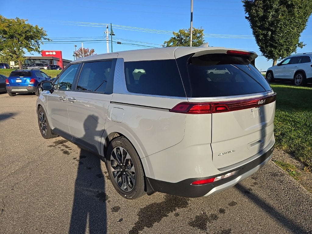 2024 Kia Carnival EX