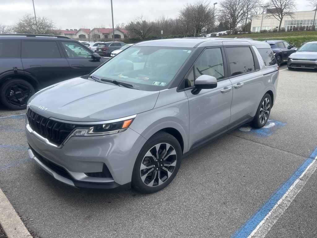 2024 Kia Carnival EX