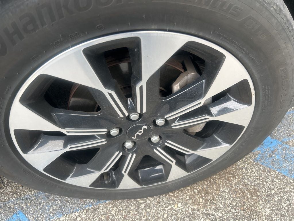 2024 Kia Carnival EX