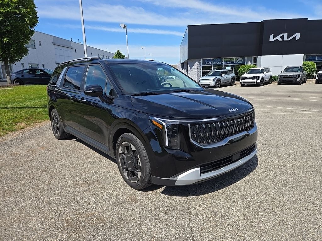 2025 Kia Sedona EX's photo