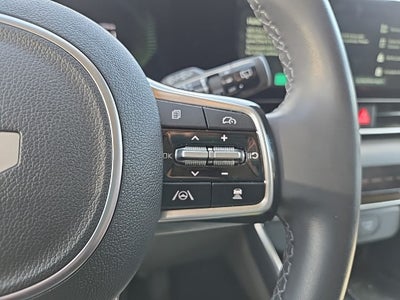 2025 Kia Carnival EX