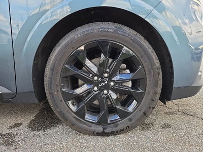 2024 Kia Carnival SX