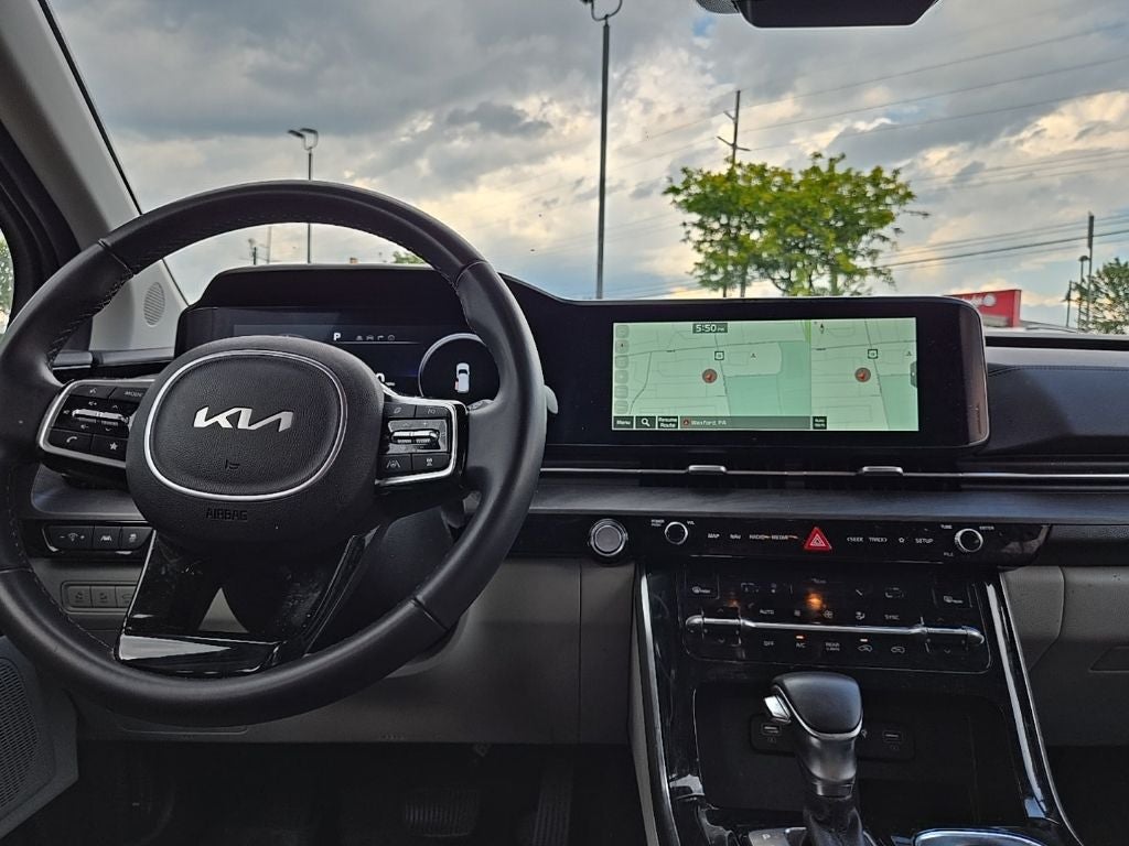 2024 Kia Carnival SX