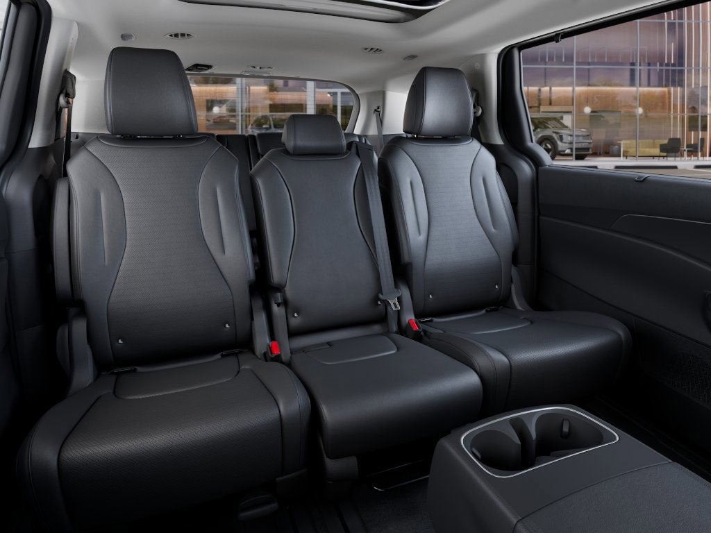 2026 Kia Carnival Hybrid Base