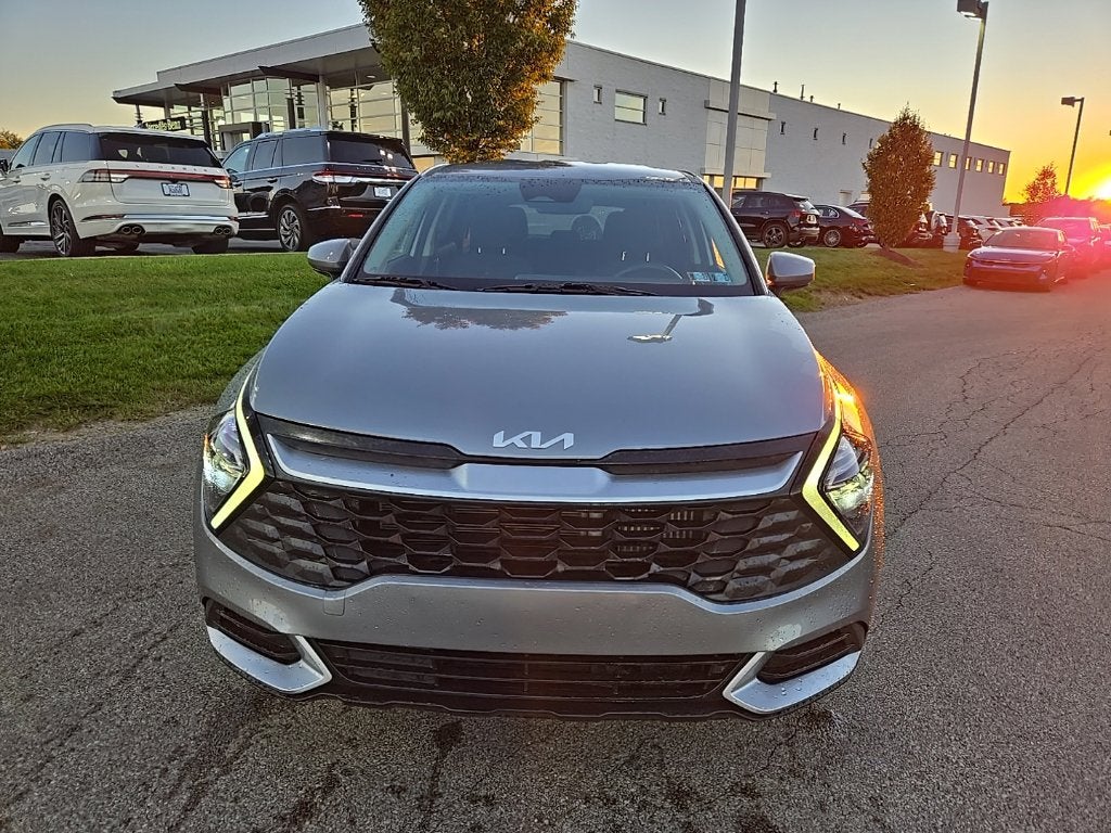 2023 Kia Sportage Hybrid LX AWD