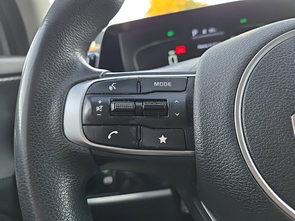 2023 Kia Sportage Hybrid LX AWD
