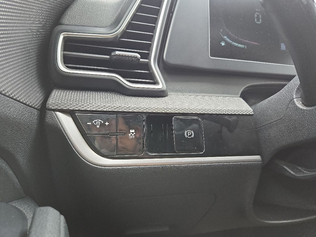 2024 Kia Sportage LX AWD