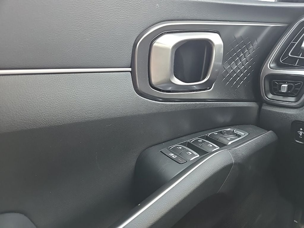 2023 Kia Sorento Hybrid EX AWD