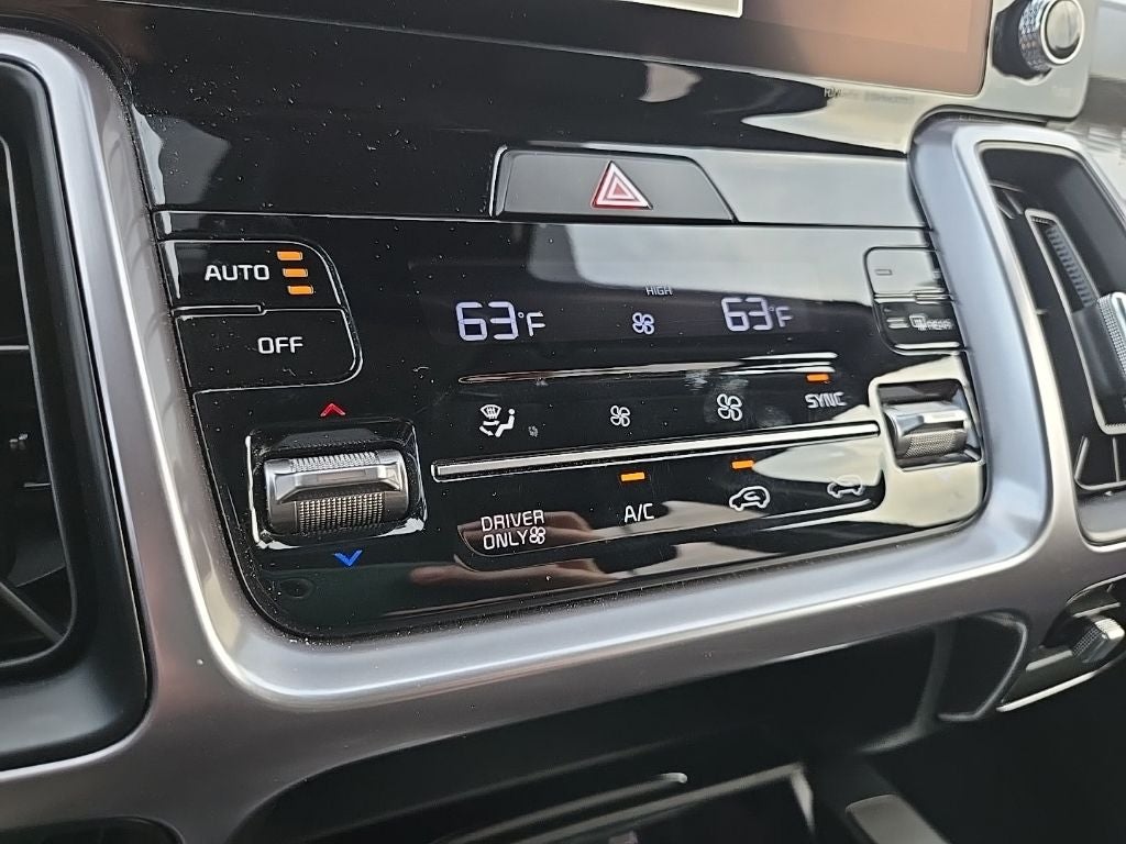 2023 Kia Sorento Hybrid EX AWD