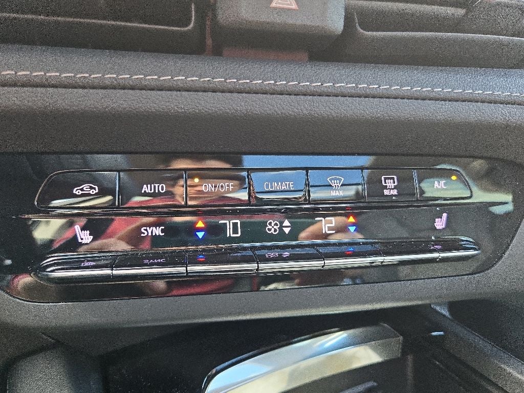 2023 Buick Envision Essence AWD