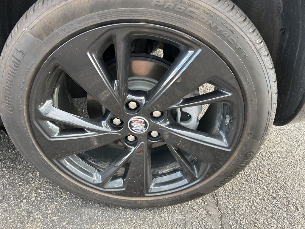 2023 Buick Envision Essence AWD