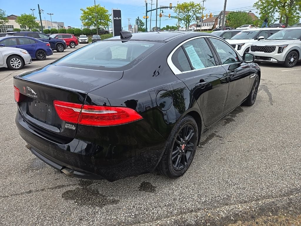 2019 Jaguar XE 25t Premium AWD