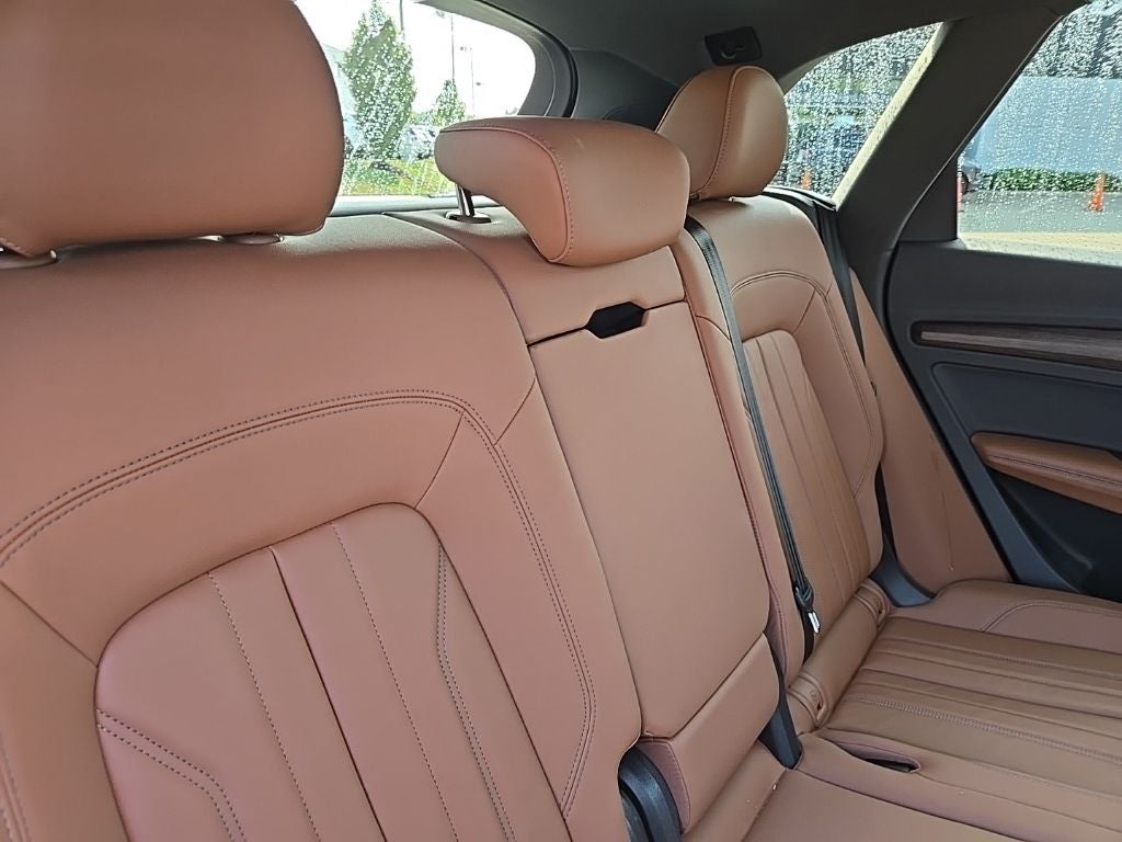 2023 Audi Q5 45 S line Premium quattro