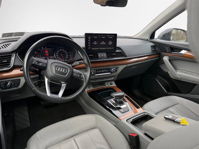 2022 Audi Q5 45 S line Premium quattro