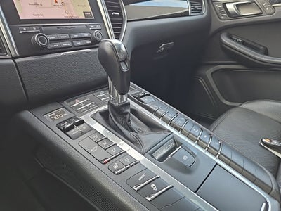 2018 Porsche Macan Sport Edition AWD