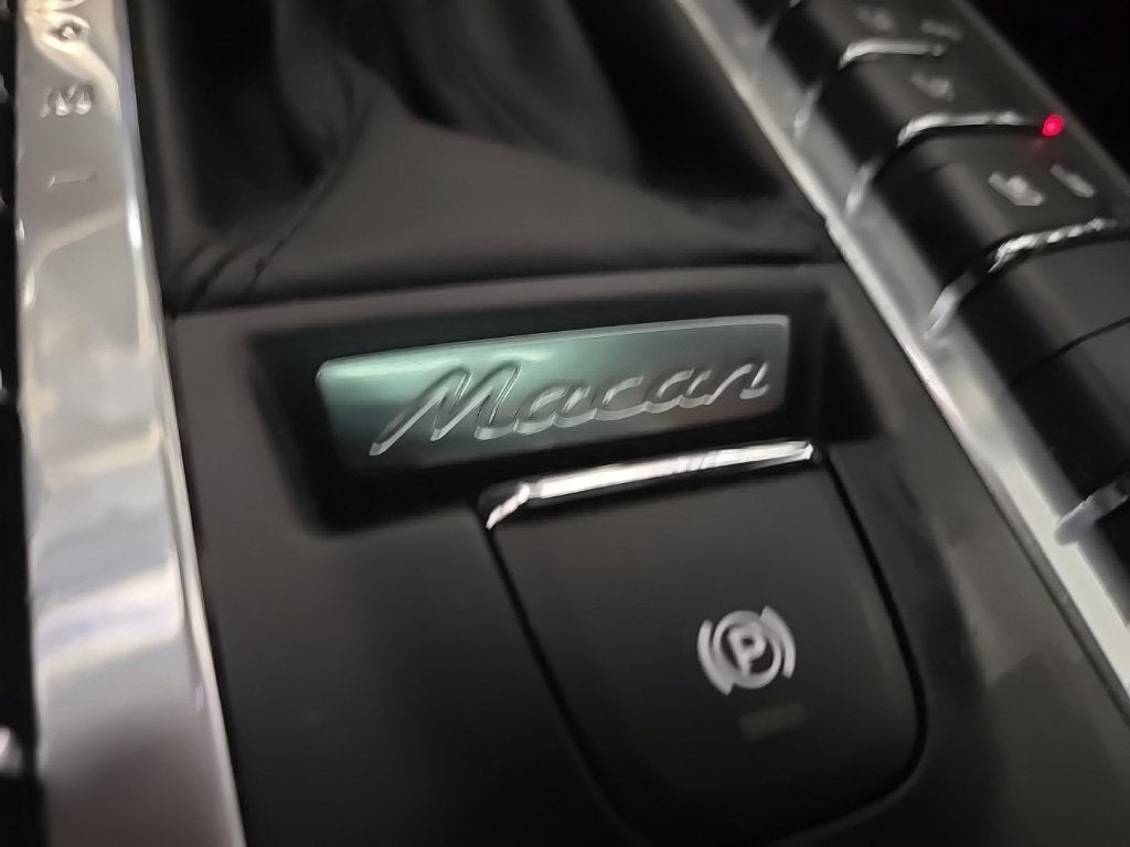 2018 Porsche Macan Sport Edition AWD