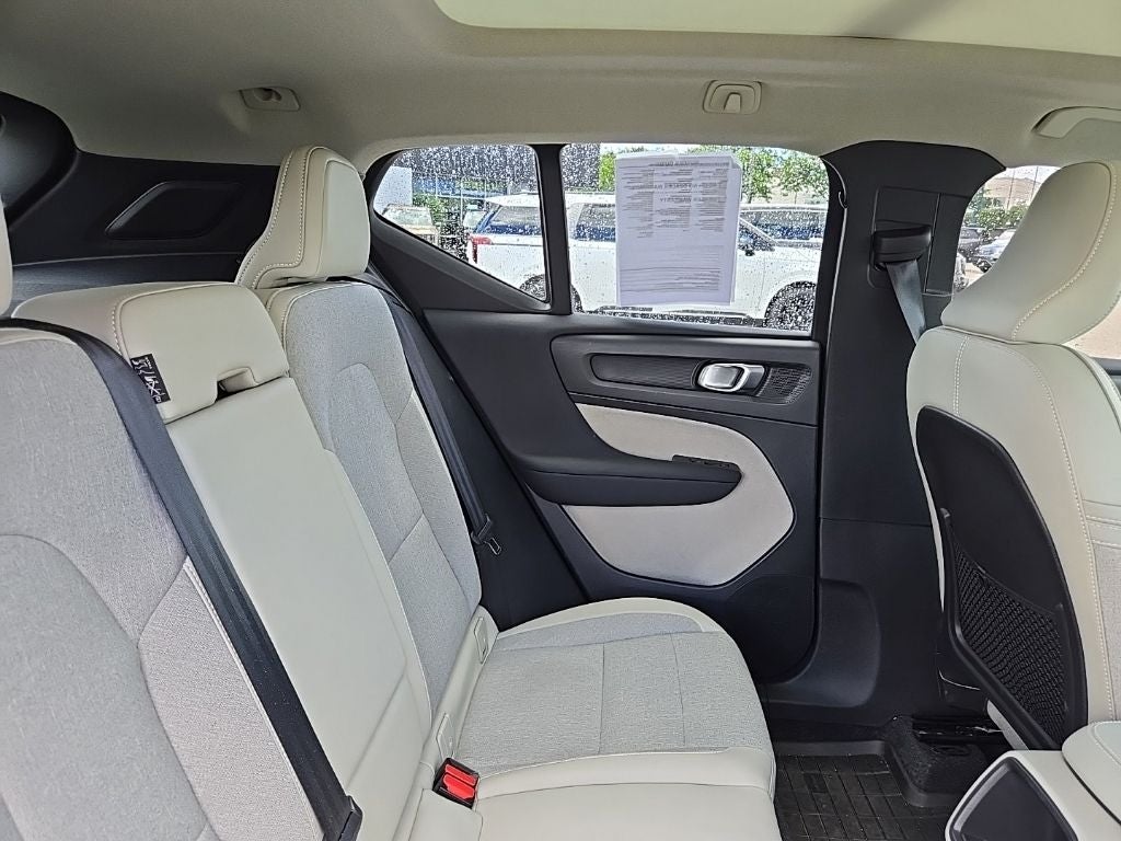 2020 Volvo XC40 Momentum AWD