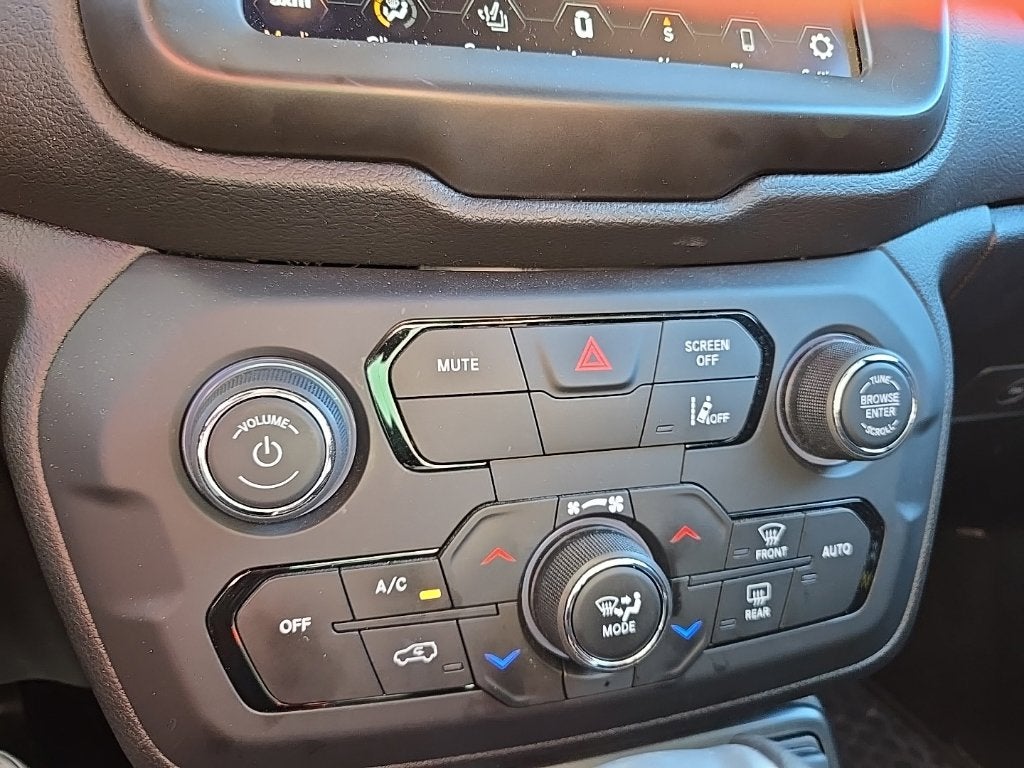 2022 Jeep Renegade Latitude 4WD
